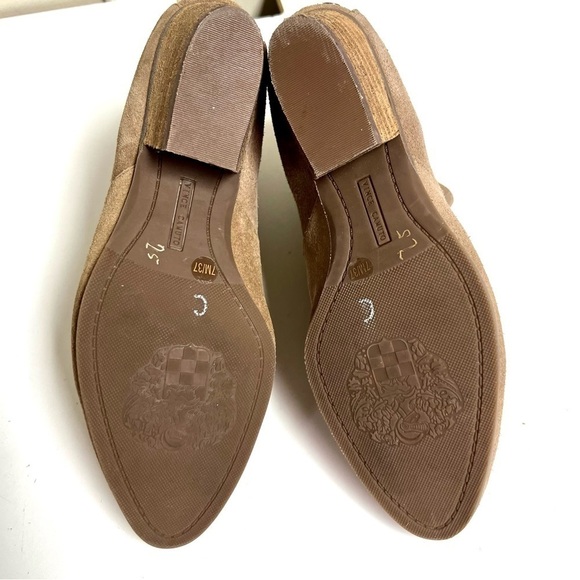 Vince Camuto Cinza Ankle Boots Womens 7M Brown Suede Tan Booties Metal Studs - Picture 6 of 9